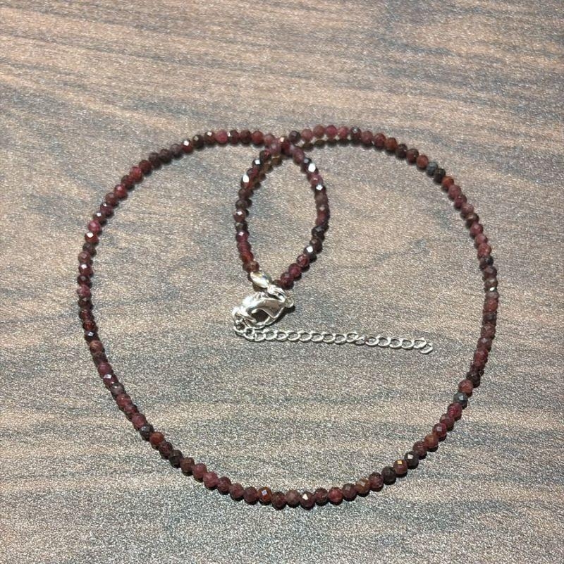 Colar Pedras Granada 3mm