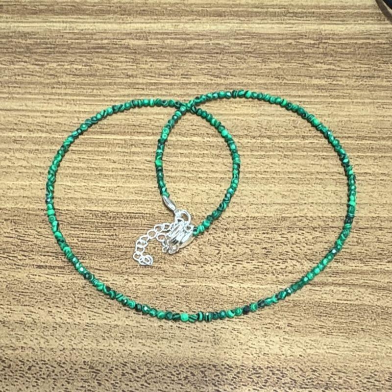 Colar Pedras Malaquita 2mm