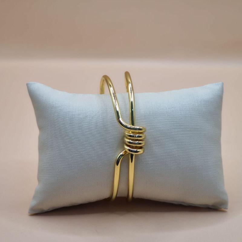 Bracelete Nó Entrelaçado Dourado