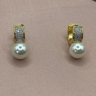 Brinco Argola Click Perola