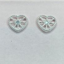 Brinco Coração c/ Traços e Pedra Central