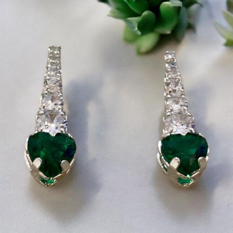 Brinco Coração Fixo Verde