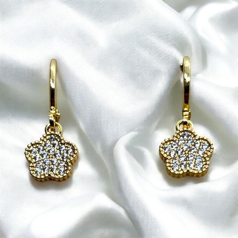 Brinco Flor Brilhantes