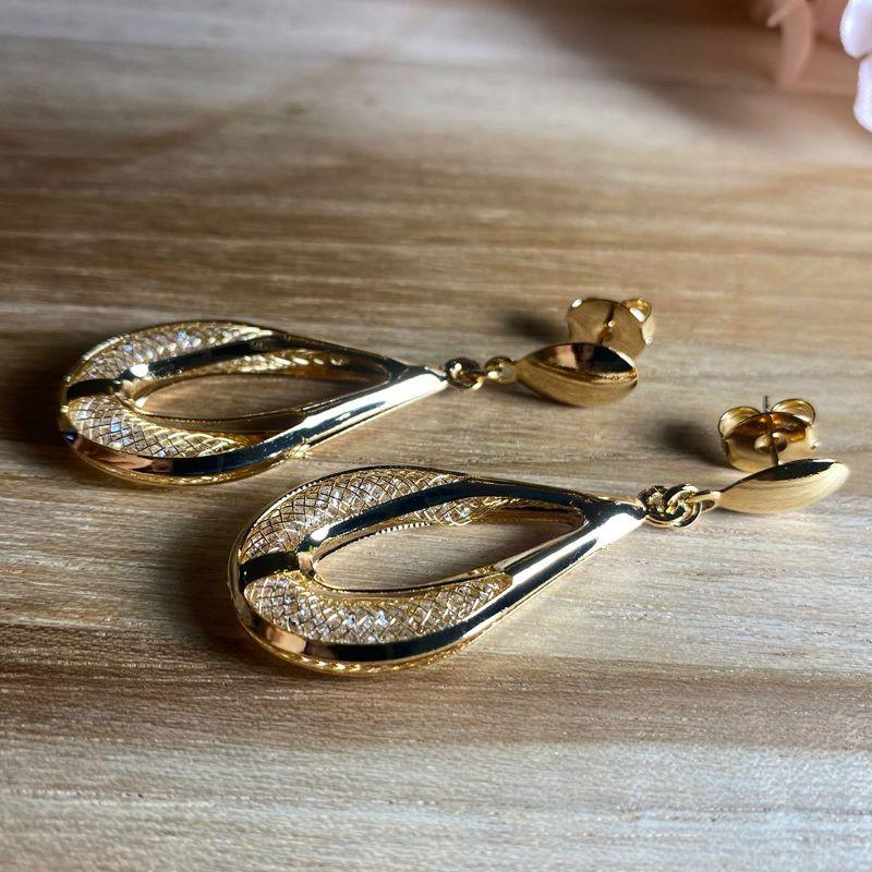 Brinco Gota Rendada c/ Zirconia