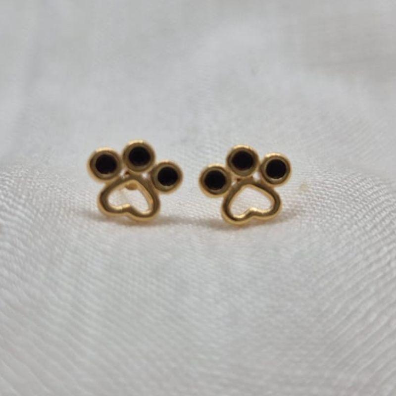 Brinco Patinhas Pretas