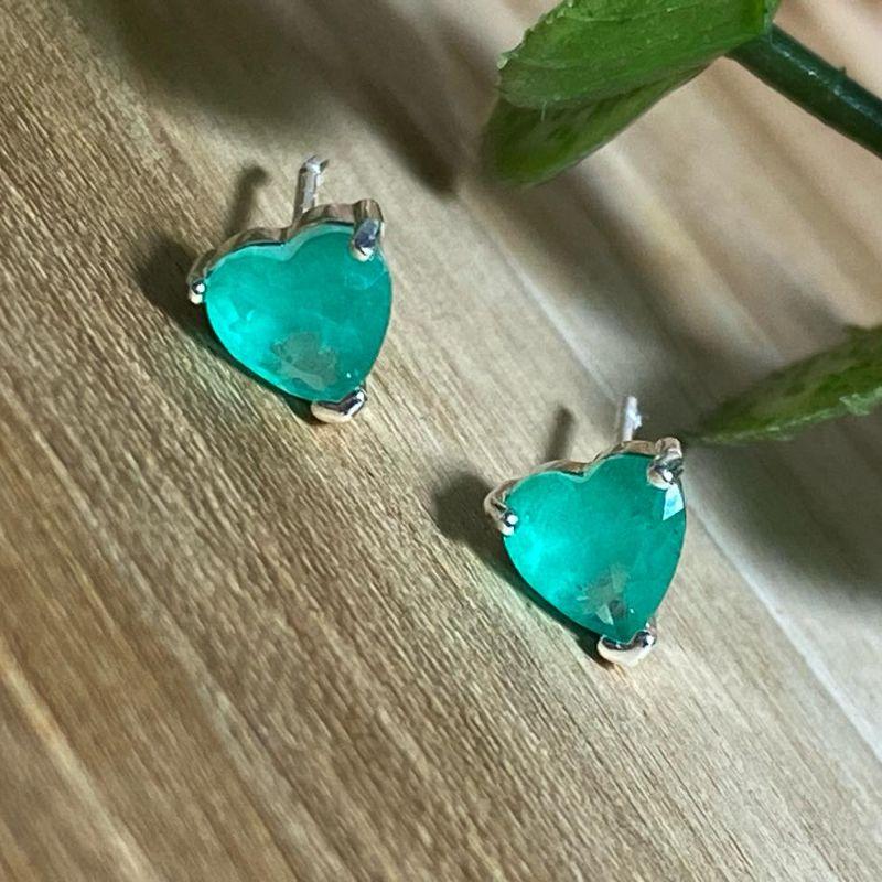 Brinco Pedra Coração Verde