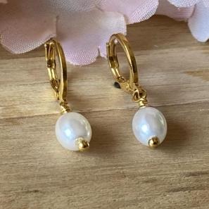 Brinco Perola Oval Pendurada