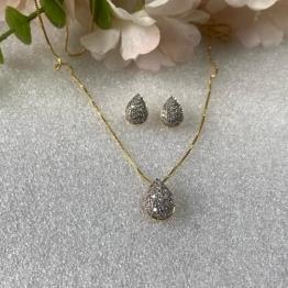 Conjunto Gota c/ Microzirconias