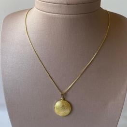 Corrente c/ Pingente Meia Bola Toda de Bolinha