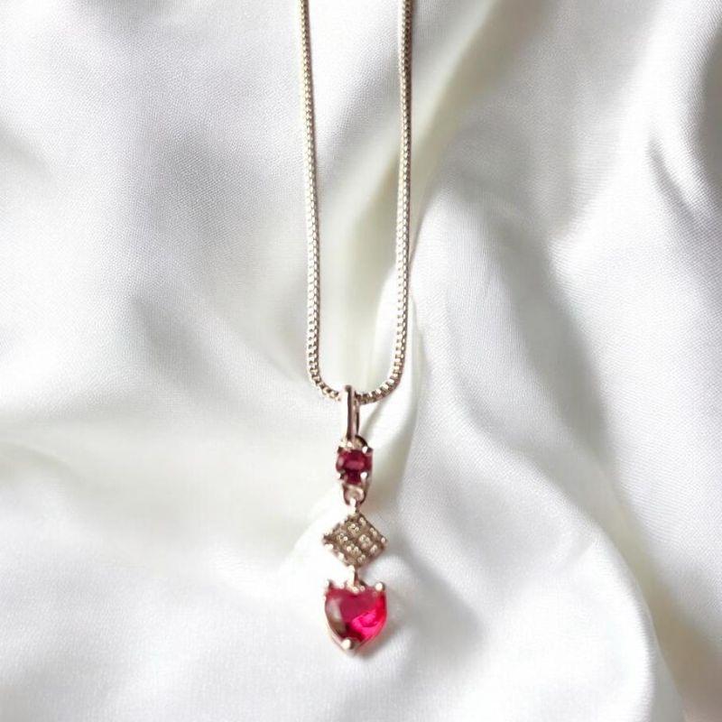 Corrente Veneziana c/ Pingente Pedras Vermelhas