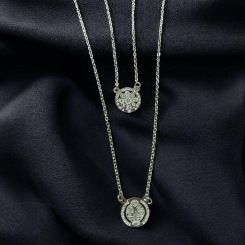 Escapulario Redondo São Bento + Cruz Aço Inox
