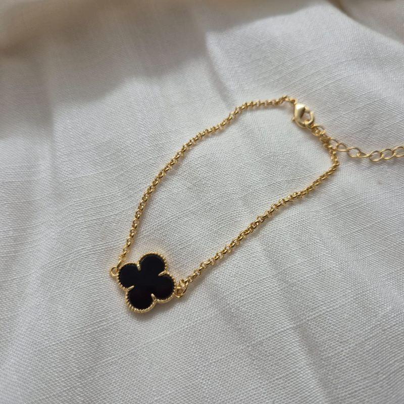 Pulseira 01 Trevo Preto