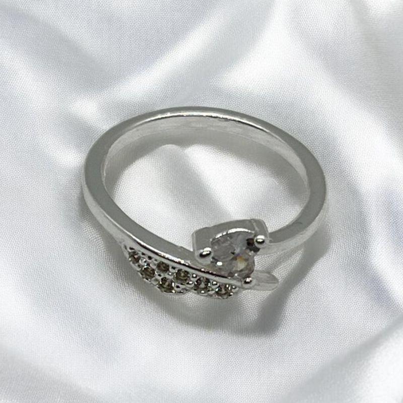 Anel Triangula + Asa Brilhantes