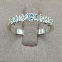 Anel Cravejado Brilhantes