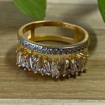 Anel Cravejado Pedras Navetes