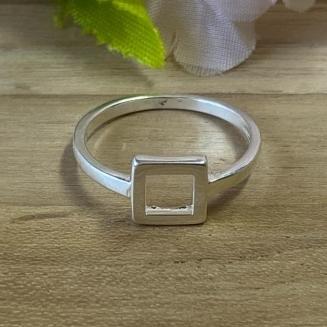 Anel Quadrado Vazado