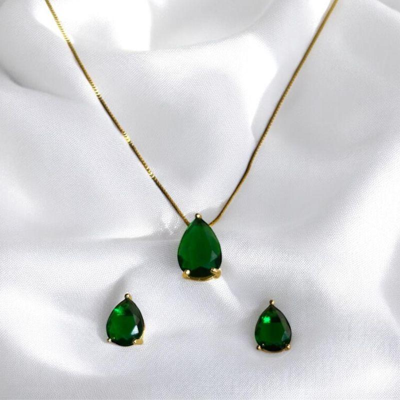 Conjunto Br/Cr Gota Verde