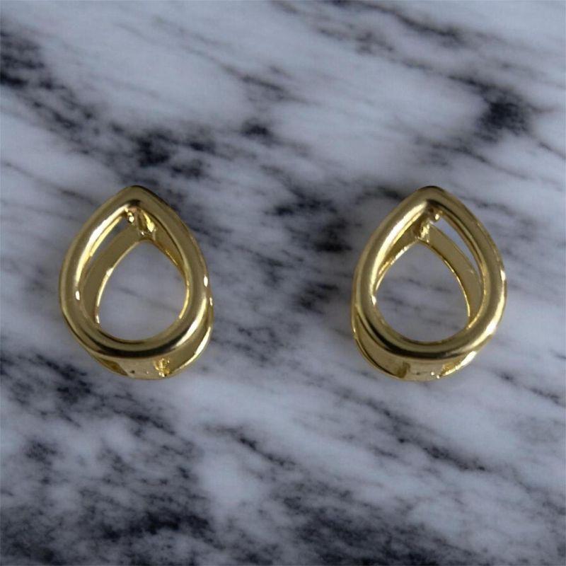 Brinco Gota Vazada 2 Lados Medio