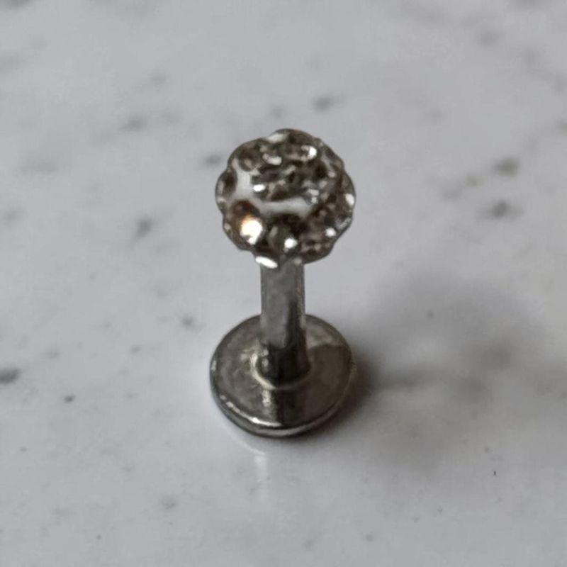 Piercing Bola c/ Brilhantes