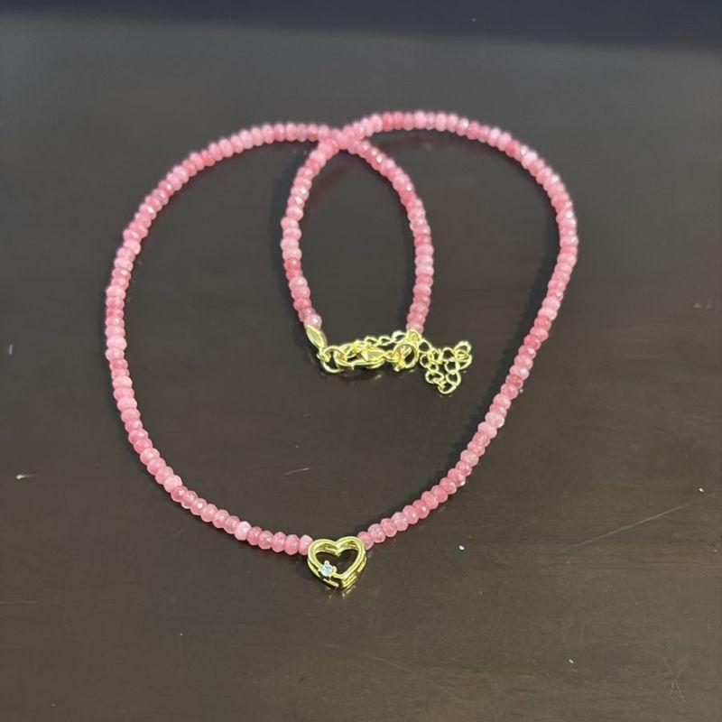 Colar Pedras Jade Rosa Chiclete 2mm Pingente Coração