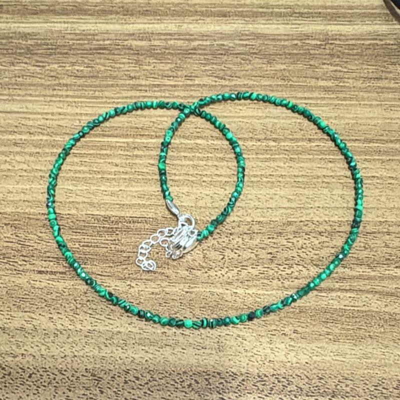 Colar Pedras Malaquita 2mm